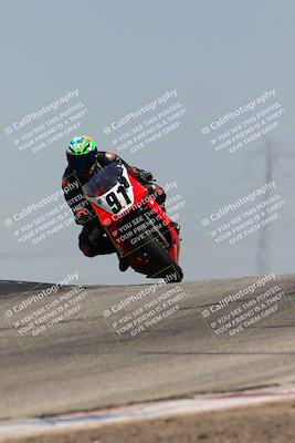 media/May-22-2023-Fastrack Riders (Mon) [[ae7626d9d8]]/Level 2/1230pm (Outside Grapevine)/